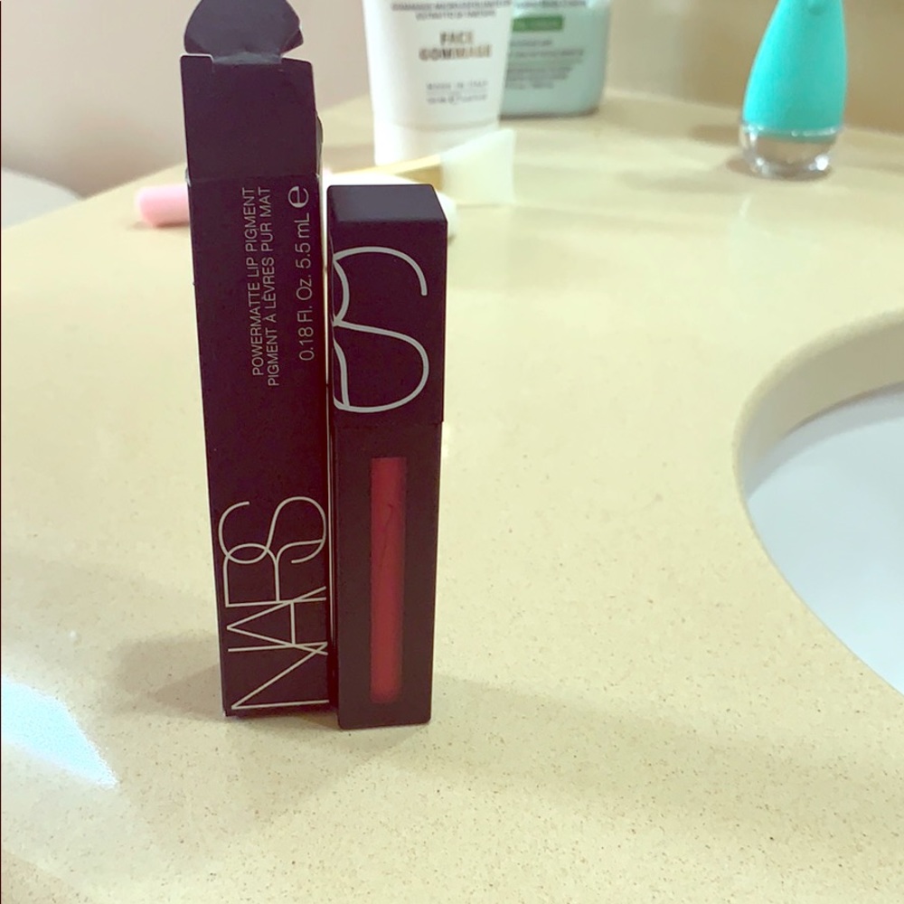 NARS liquid lip pigment